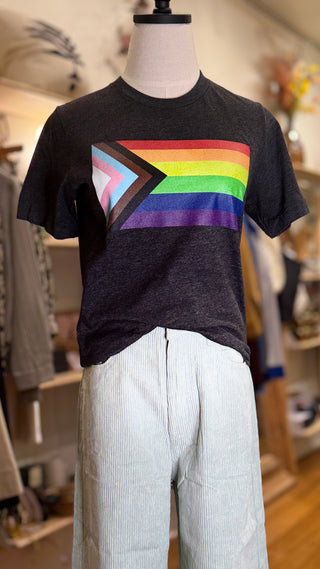 Hinoki:REE - Ohio Pride Vintage Graphic T-shirt