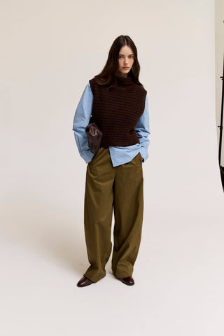 51019 - BARREL LEG PANTS