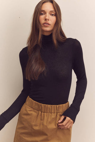 Wool Blend Lightweight Turtleneck Sweater