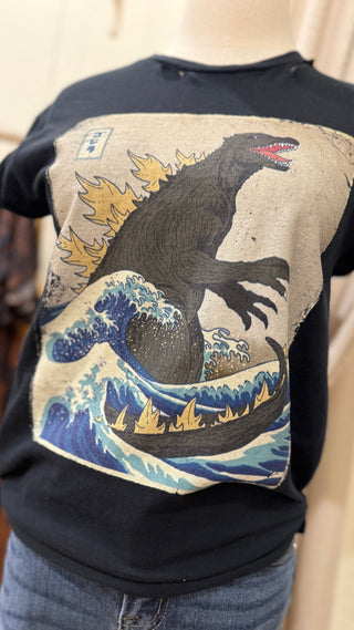 Hinoki:REE - Godzilla Vs. The Wave Vintage Graphic T-shirt