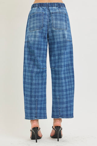 The Highland Slouchy Barrel Plaid Jean