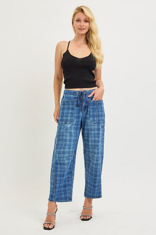 The Highland Slouchy Barrel Plaid Jean