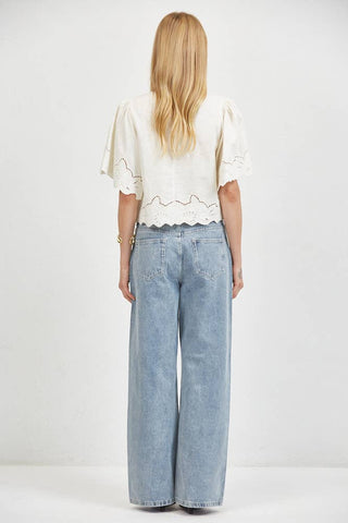 Woven Round Neck Short Sleeve Top with Back Slit