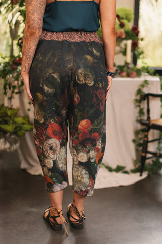 Flight of Fancy Linen Cropped Artist Pants w/ Hummingbird