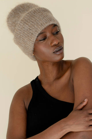 The Alpaca Beanie - Beige Brown