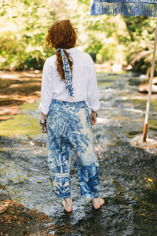 The Let The Light In Linen Cropped Artist Pant